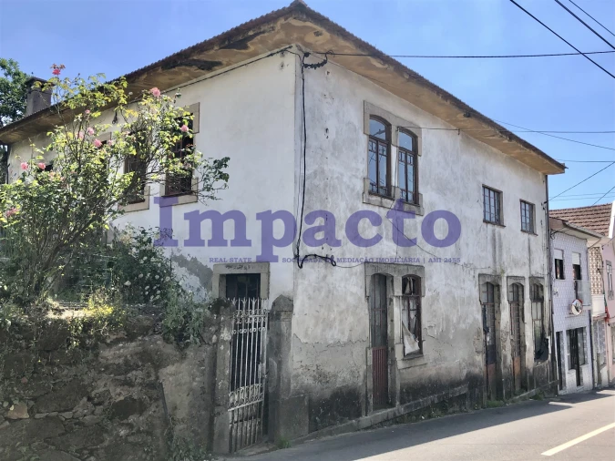 Moradia T5 para Venda em Vila de Cucujães Foto 5