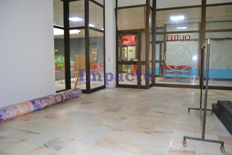 Loja para Venda em São João da Madeira Foto 5