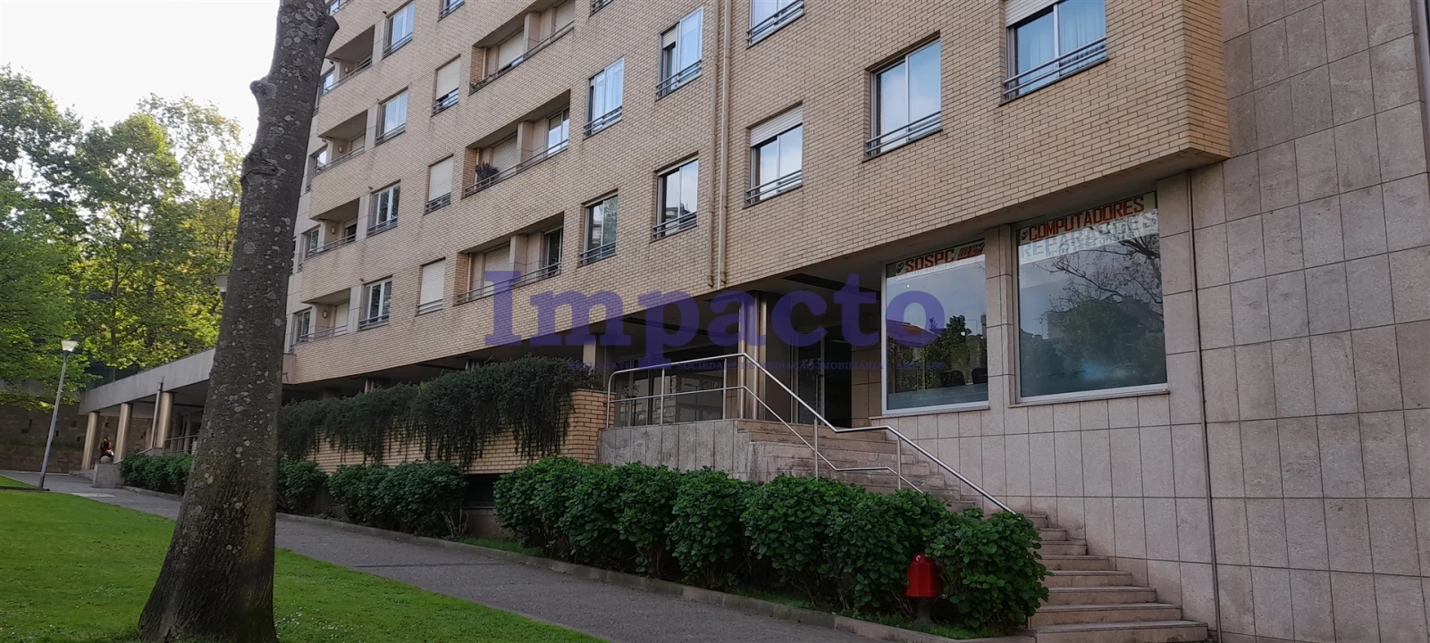 Loja para Arrendamento em Lordelo do Ouro e Massarelos Foto 25