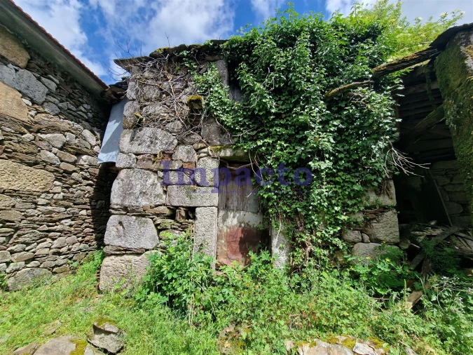 Moradia T1 para Venda em Santa Eulalia Foto 13