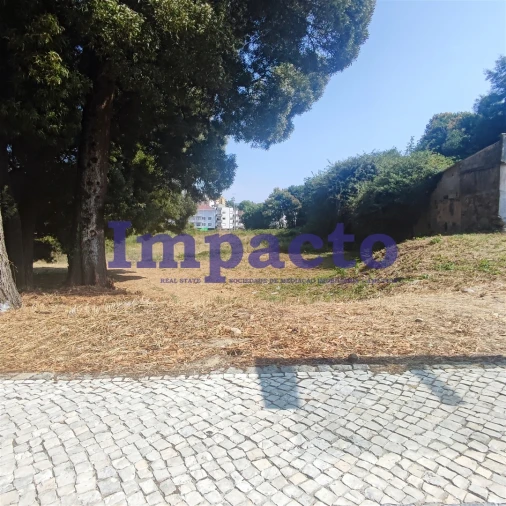 Terreno para Venda em São João da Madeira Foto 5