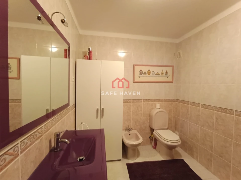 Moradia T5 para Venda em Rio de Loba Foto 11