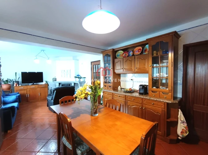 Moradia T5 para Venda em Rio de Loba Foto 3