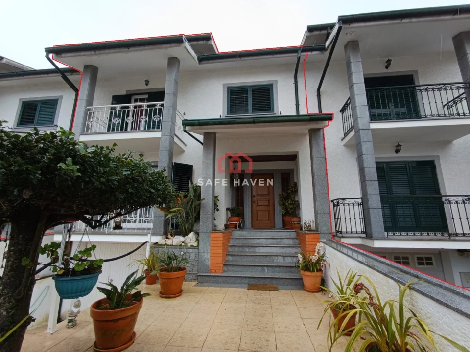 Moradia T5 para Venda em Rio de Loba Foto 1