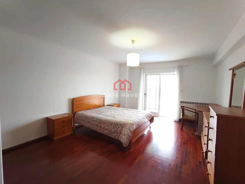 Moradia T5 para Venda em Rio de Loba Foto 9