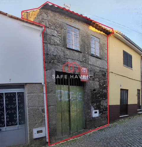 Moradia T2 para Venda em Santiago de Cassurrães e Póvoa de Cervães