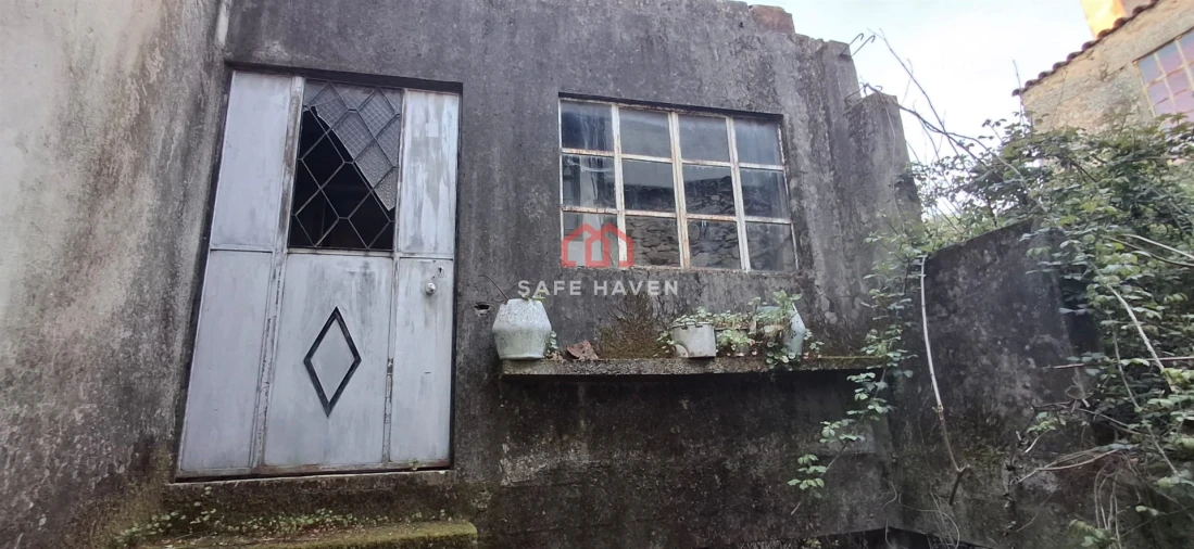 Moradia T2 para Venda em Santiago de Cassurrães e Póvoa de Cervães Foto 5