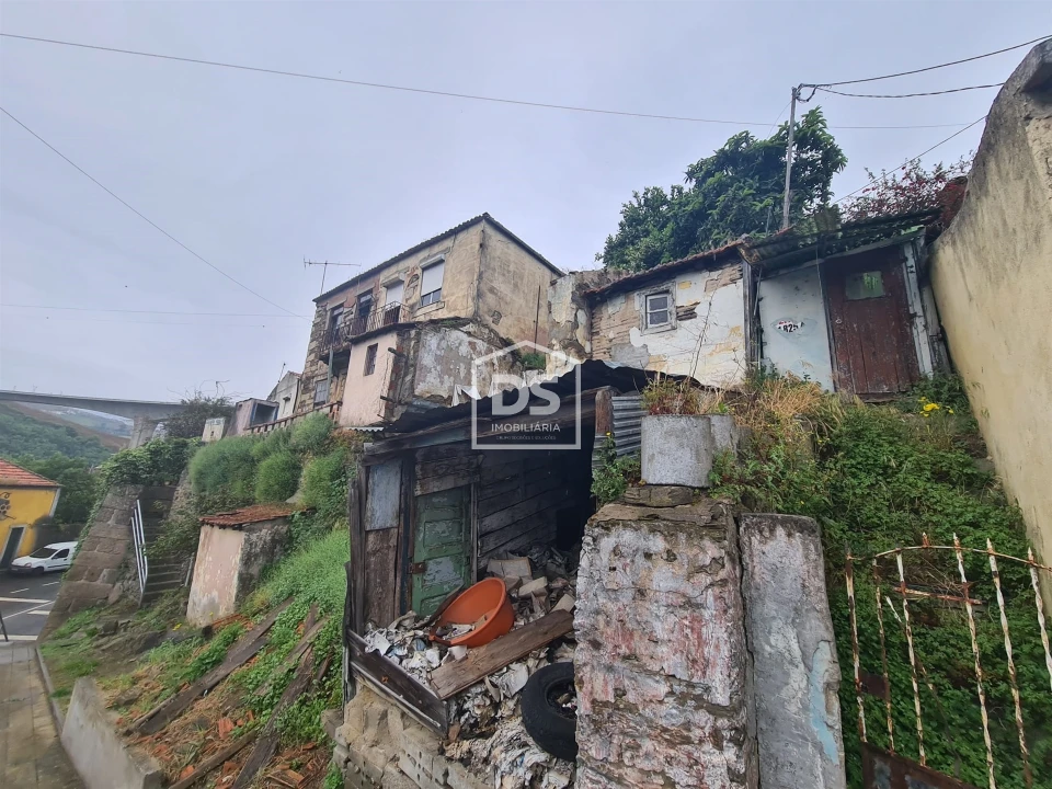 Moradia T3 para Venda em Peso da Régua e Godim Foto 3