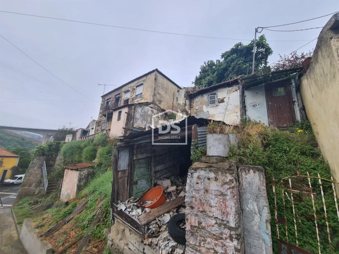 Moradia T3 para Venda em Peso da Régua e Godim Foto 3