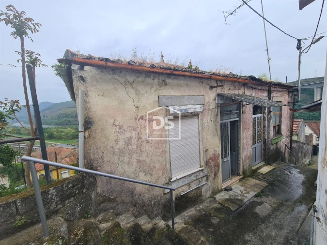 Moradia T3 para Venda em Peso da Régua e Godim Foto 7
