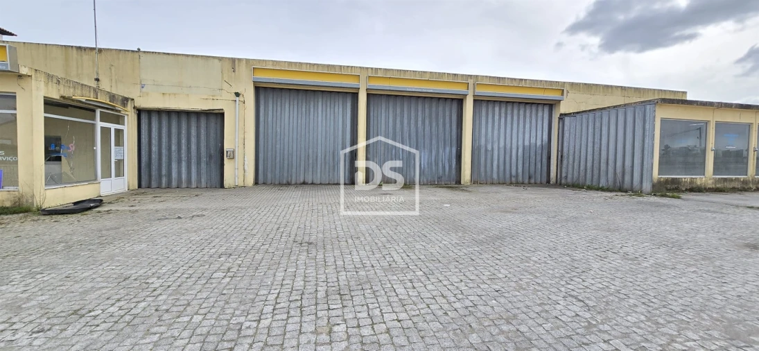 Armazém para Venda em Vilar Formoso