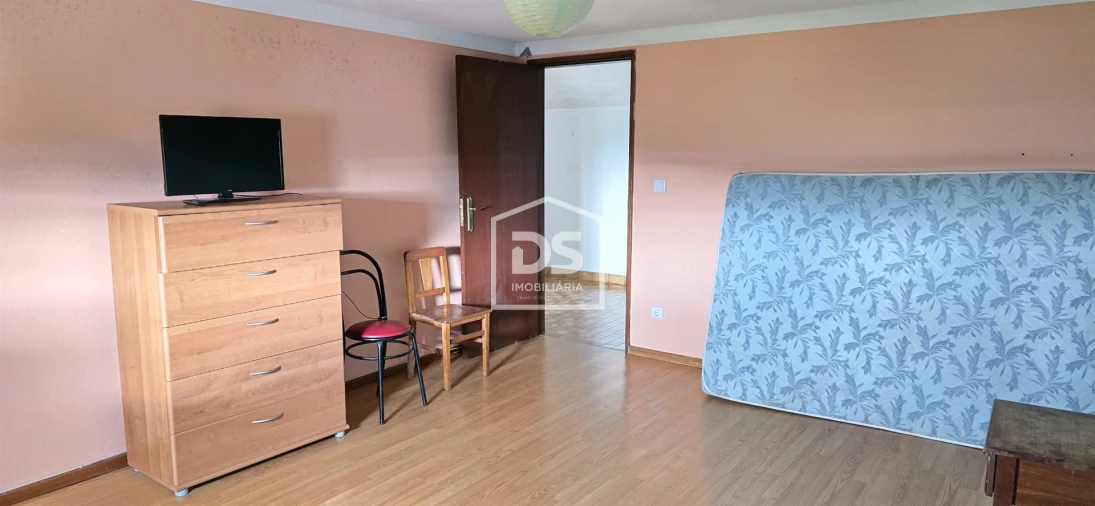 Moradia T4 para Venda em Vale Formoso e Aldeia do Souto Foto 16