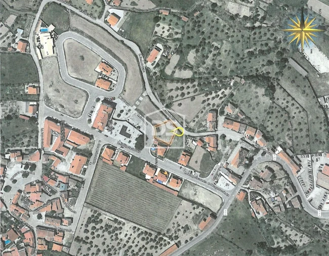 Terreno para Venda em Caria Foto 2