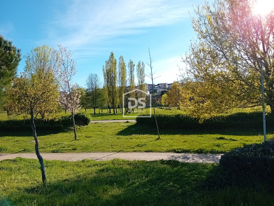 Terreno para Venda em Guarda Foto 3