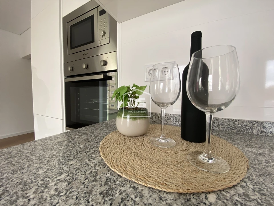 Apartamento T2 para Venda em Guarda Foto 1