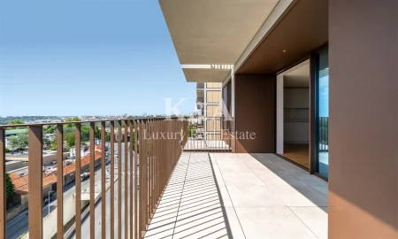 Apartamento T4 para Venda em Santa Marinha e São Pedro da Afurada