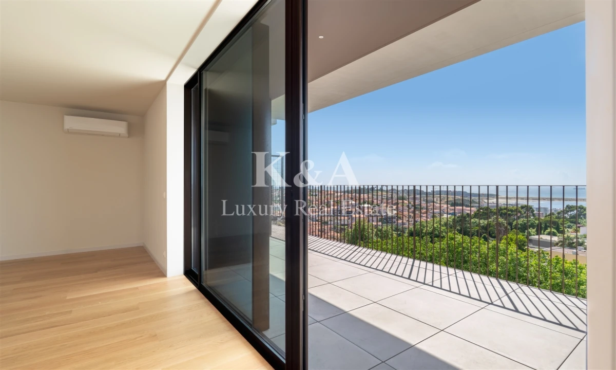 Apartamento T4 para Venda em Santa Marinha e São Pedro da Afurada Foto 11