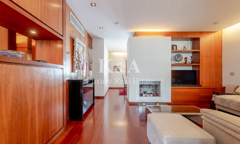 Moradia T4 para Venda em Lordelo do Ouro e Massarelos Foto 2