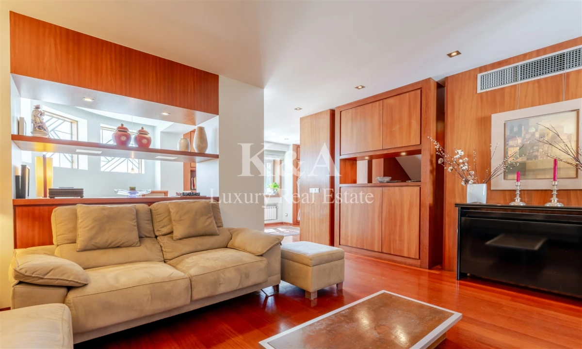 Moradia T4 para Venda em Lordelo do Ouro e Massarelos Foto 5