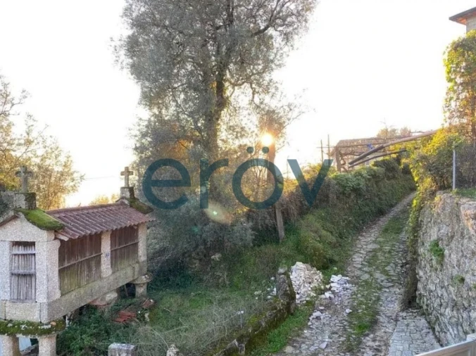 Moradia T3 para Venda em Gondoriz Foto 12