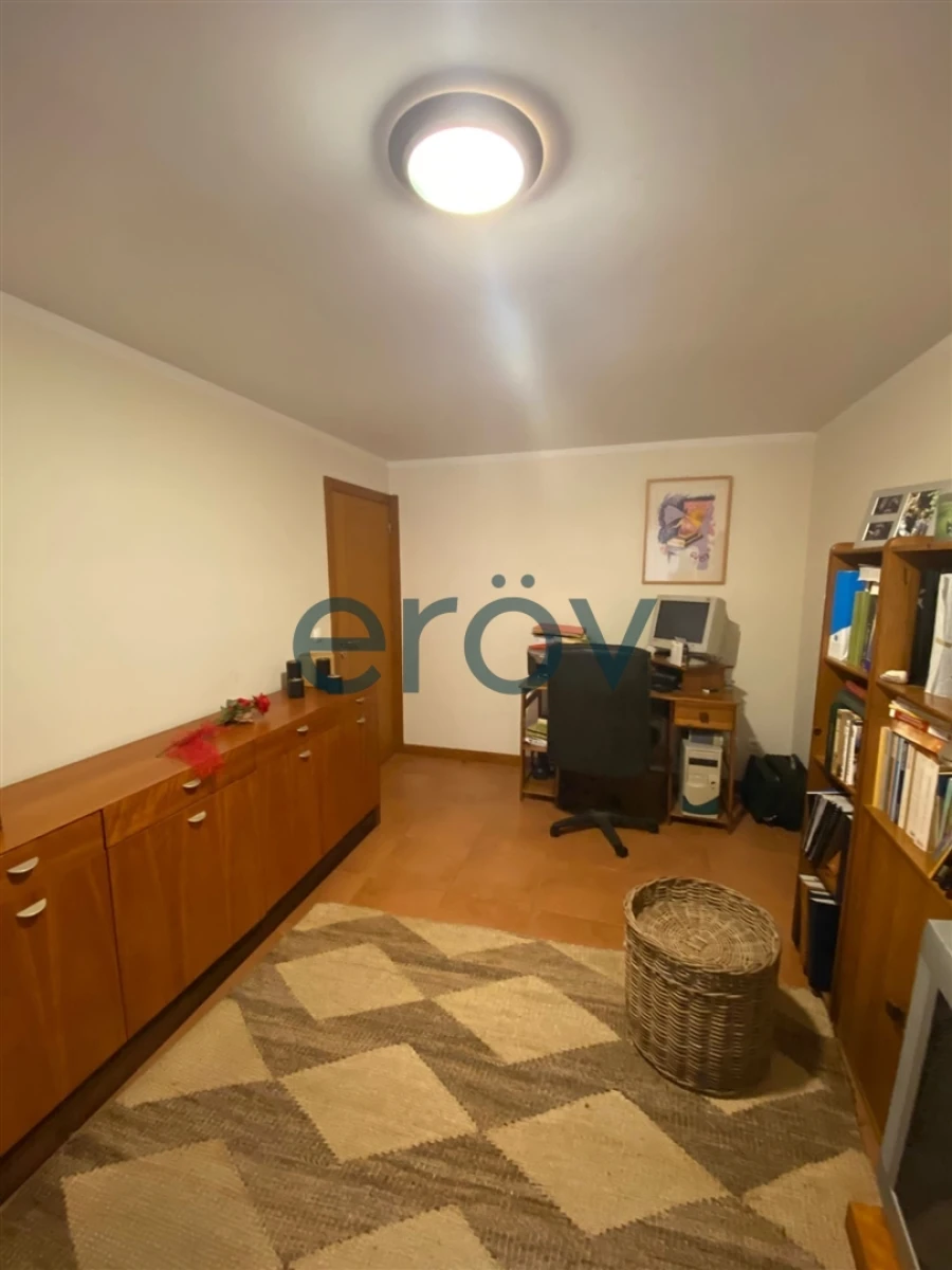 Moradia T5 para Venda em São Pedro Fins Foto 26