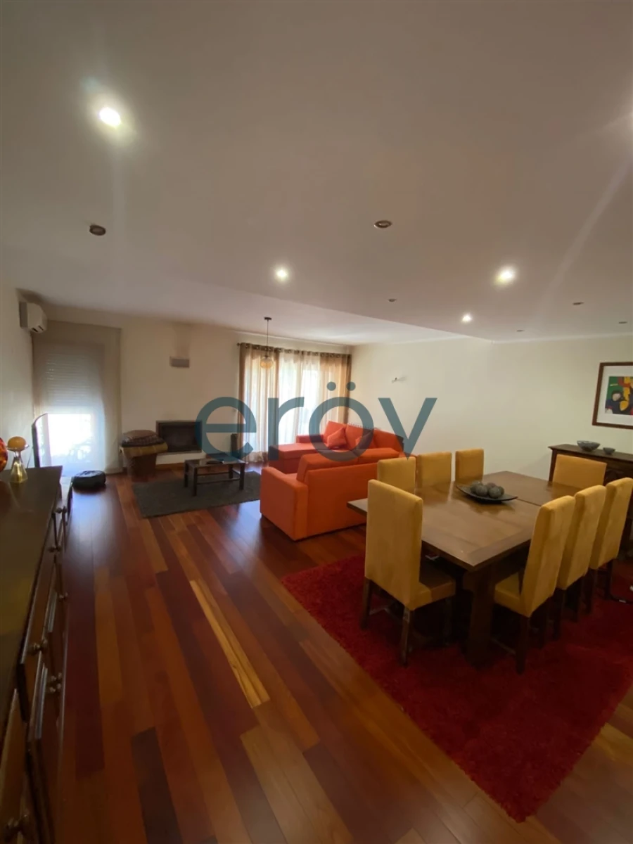 Moradia T5 para Venda em São Pedro Fins Foto 39