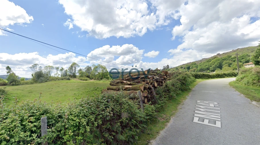 Terreno para Venda em Aboim da Nóbrega e Gondomar Foto 4