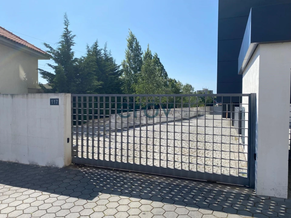 Apartamento T4 para Venda em Santa Marinha e São Pedro da Afurada Foto 14