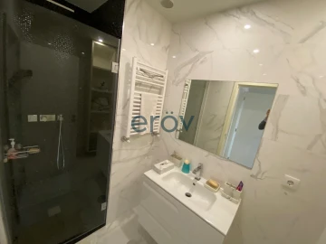 Apartamento T4 para Venda em Santa Marinha e São Pedro da Afurada