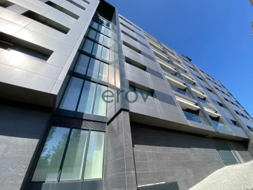 Apartamento T4 para Venda em Santa Marinha e São Pedro da Afurada