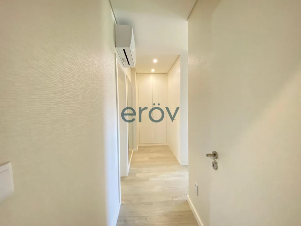 Apartamento T4 para Venda em Santa Marinha e São Pedro da Afurada Foto 19