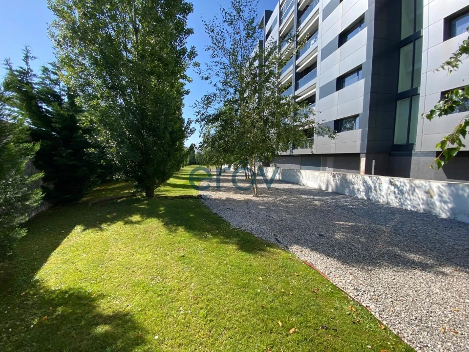 Apartamento T4 para Venda em Santa Marinha e São Pedro da Afurada Foto 18