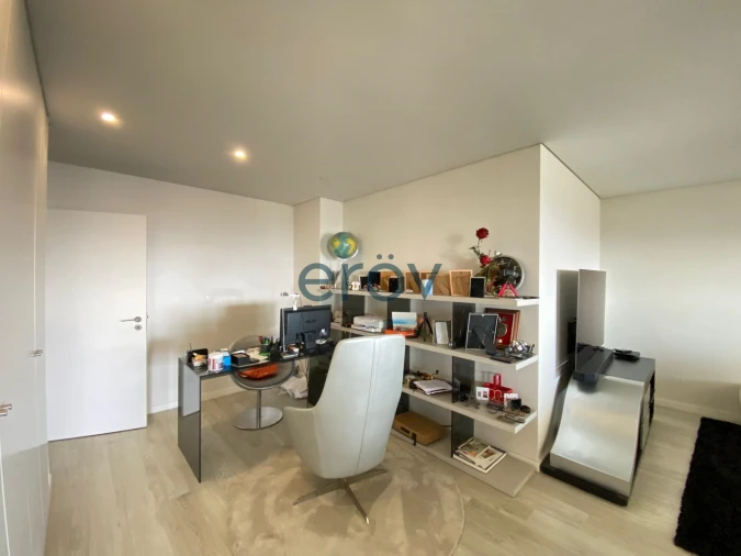 Apartamento T4 para Venda em Santa Marinha e São Pedro da Afurada Foto 39