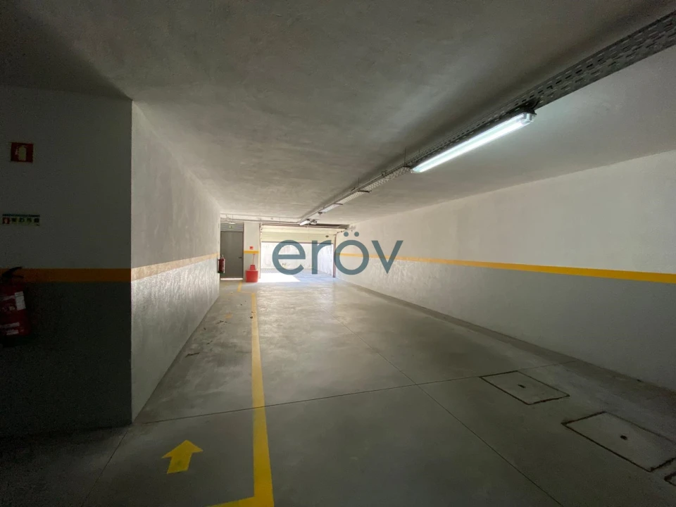 Apartamento T4 para Venda em Santa Marinha e São Pedro da Afurada Foto 21