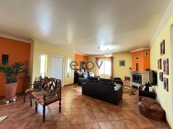 Moradia T5 para Venda em Várzea, Aliviada e Folhada Foto 9