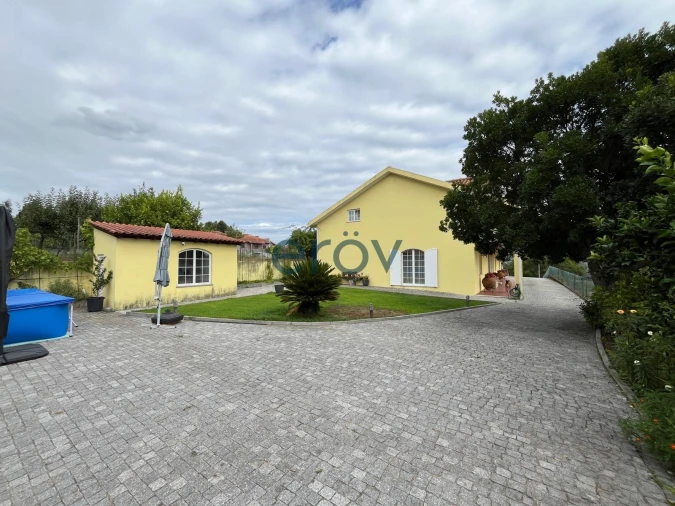 Moradia T5 para Venda em Várzea, Aliviada e Folhada Foto 6