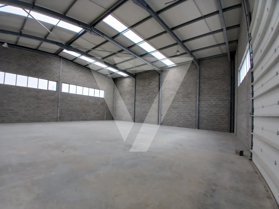 Armazém para Arrendamento em Rio Tinto Foto 22