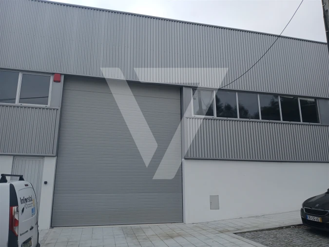 Armazém para Arrendamento em Rio Tinto Foto 4