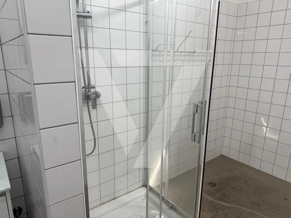 Armazém para Venda em Grijó e Sermonde Foto 13