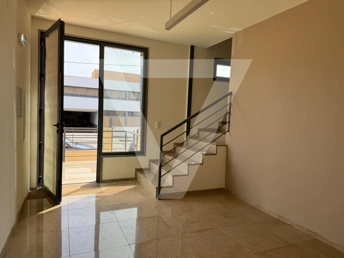 Armazém para Venda em Grijó e Sermonde Foto 26