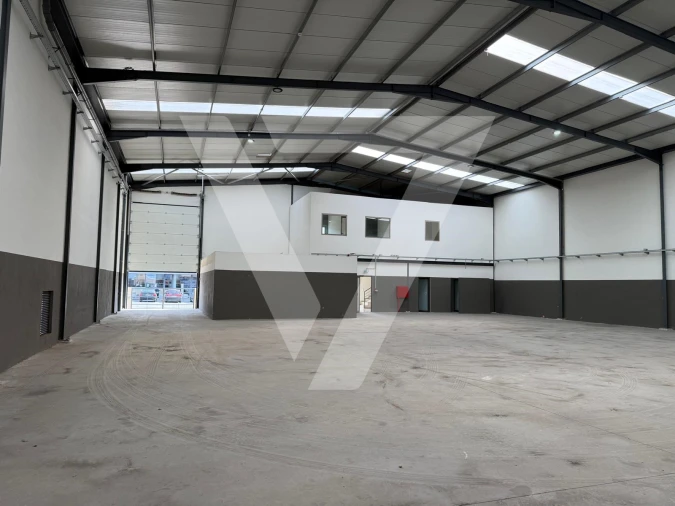 Armazém para Arrendamento em Grijó e Sermonde Foto 8