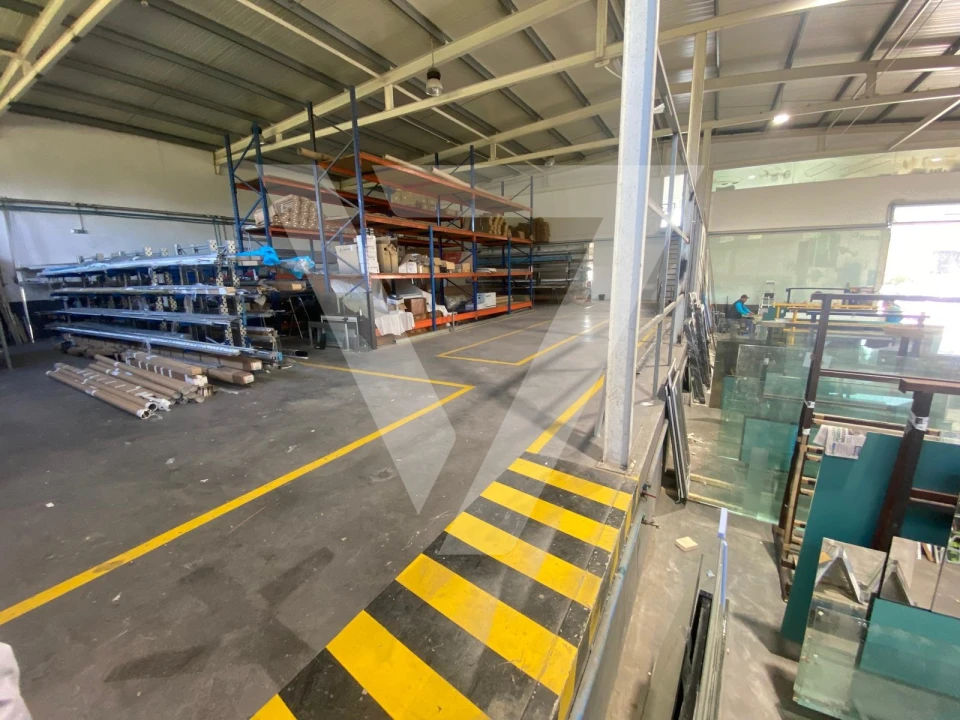 Armazém para Venda em Baguim do Monte (Rio Tinto) Foto 16