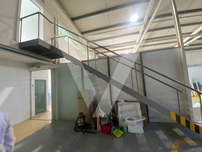 Armazém para Venda em Baguim do Monte (Rio Tinto) Foto 19