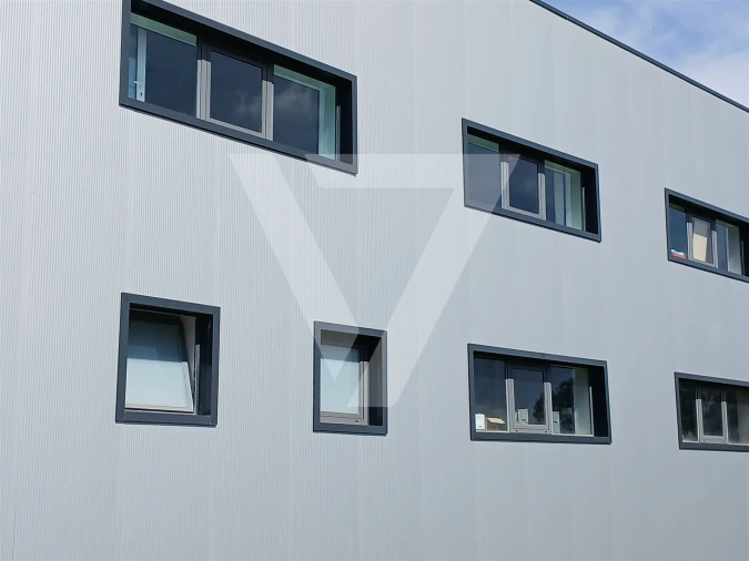 Armazém para Venda em Baguim do Monte (Rio Tinto)