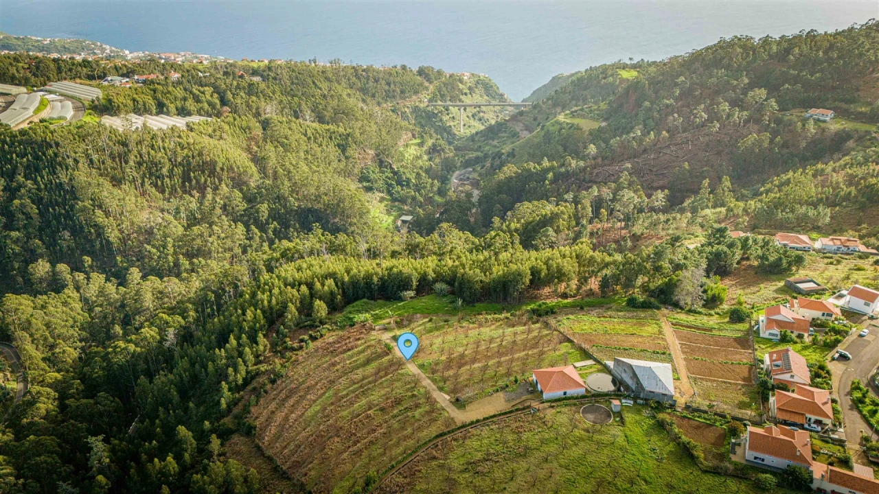 Terreno para Venda em Calheta Foto 6