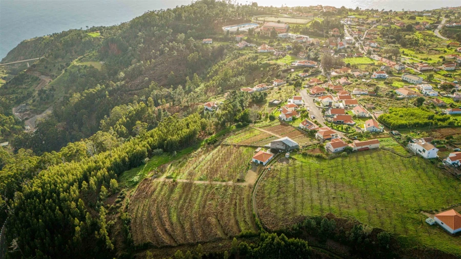 Terreno para Venda em Calheta Foto 7
