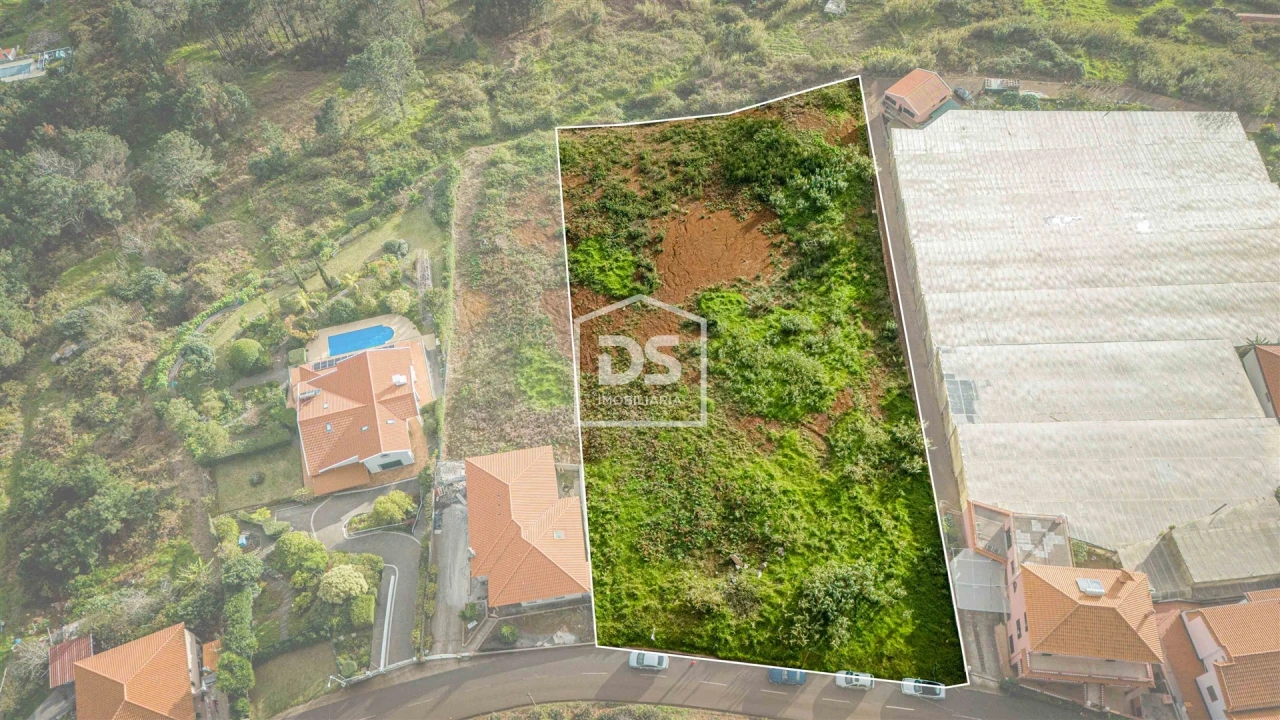 Terreno para Venda em Prazeres Foto 3