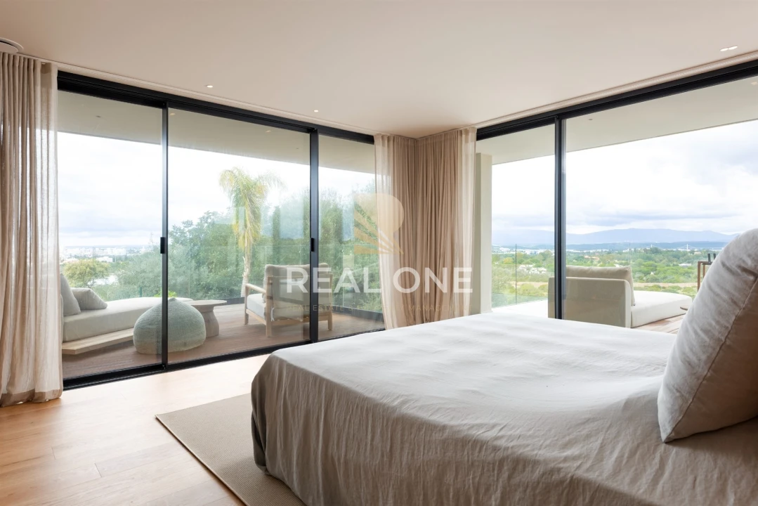 Moradia T4 para Venda em Estômbar e Parchal Foto 43