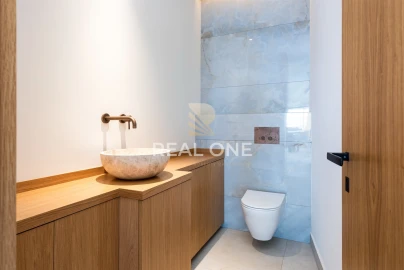 Moradia T4 para Venda em Estômbar e Parchal