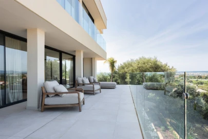 Moradia T4 para Venda em Estômbar e Parchal